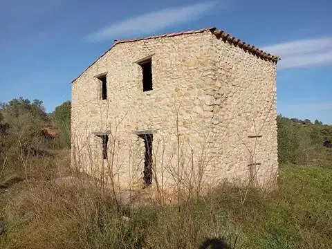 Casa rústica en Les Coves de Vinromà
