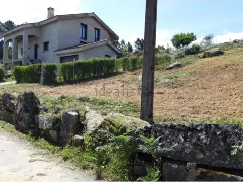 Terreno en San Cibrao das Viñas