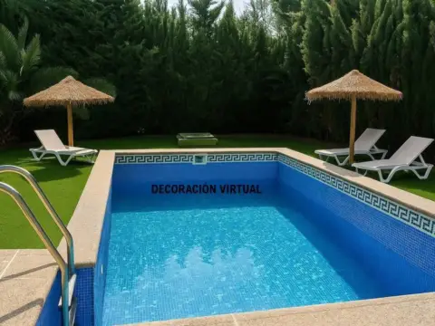 Casa rústica en calle Diseminado Poligono 240