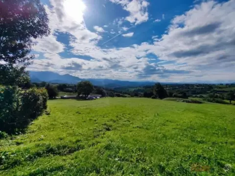Terreno en Oviedo