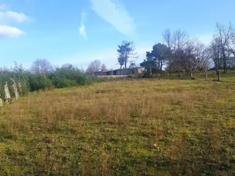 Terreno en A Casanova (San Cibrao Das Viñas)