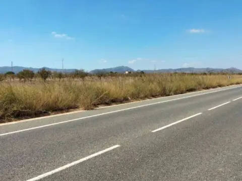 Terreno en calle Molinos Marfagones S/N