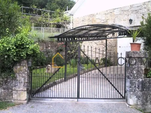 Casa rústica en O Toural