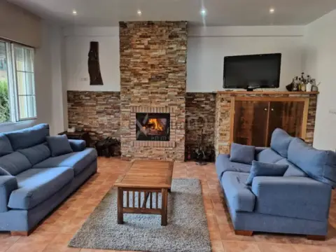 Casa en A Burata (Taragoña)