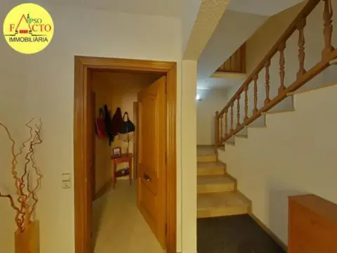 Casa adosada en Castellfollit de La Roca