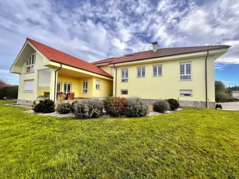 Chalet en El Carbayedo-El Quirinal