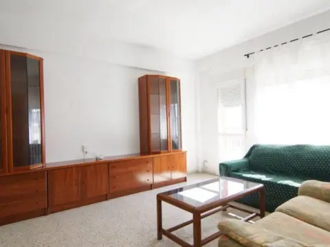 Piso en calle del Campo de Marte