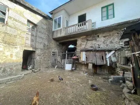 Casa rústica en Camiño Toen