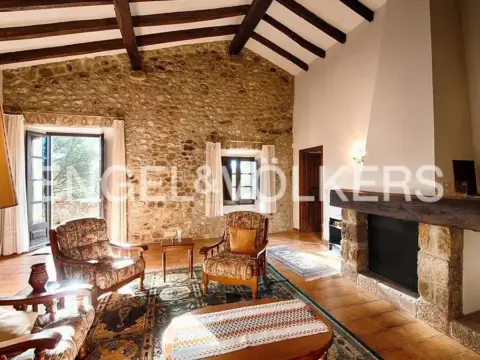 Casa rústica en Cabanelles