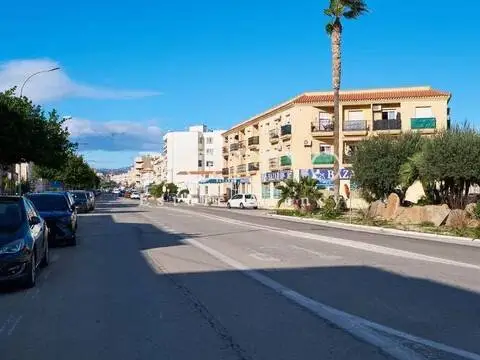 Local comercial en Turre