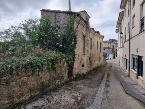 Casa adosada en calle Muelle