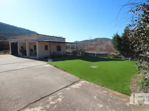 Casa rústica en Cervera del Río Alhama