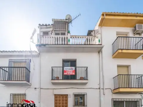 Casa adosada en Montefrío