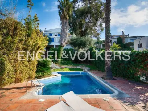 Chalet en Els Grecs-Mas Oliva