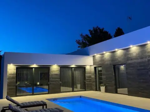 Chalet en Avenida de los Alcázares