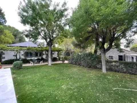 Chalet en calle de la Nava