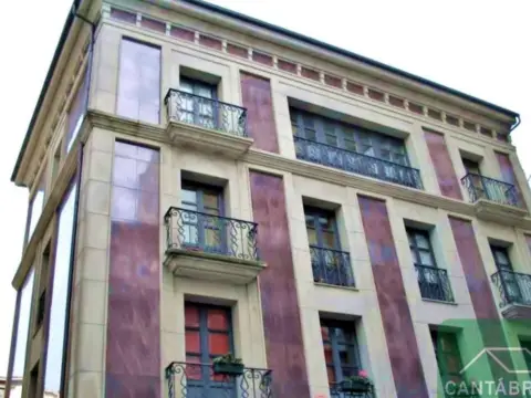 Dúplex en calle calle Mariano Luina. 33710, Navia (Asturias)