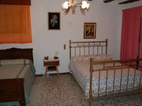 Chalet en Puebla de Don Fadrique