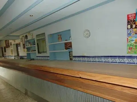Local comercial en Carretera del Puente del Arzobispo