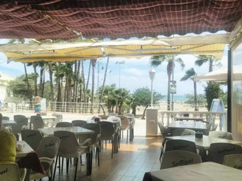 Local comercial en Puerto Marina