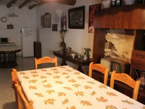 Casa rústica en Robres