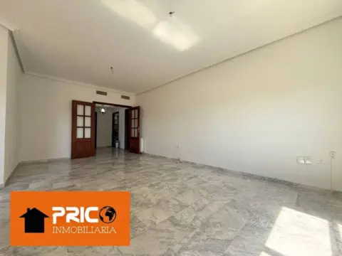Piso en Oeste-Nuevo Oeste