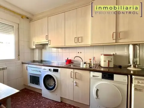 Casa adosada en calle de los Fueros de Aragón