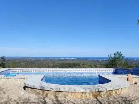 Chalet en Cervera del Maestre