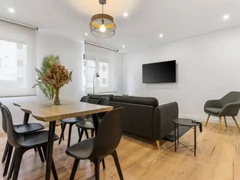 Piso en calle de Feijóo