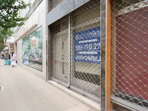 Local comercial en El Polígono