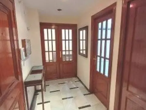 Piso en Ciudad Jardín-Zoco