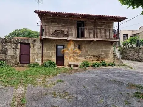 Casa adosada en Maside