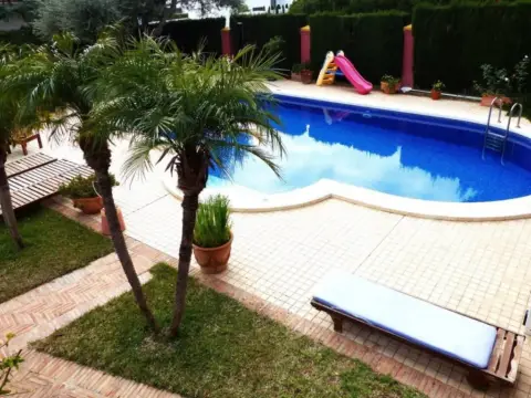 Chalet en Les Platgetes-Torre Bellver-La Renegà