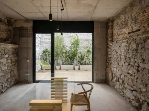 Local comercial en calle de la Tejería