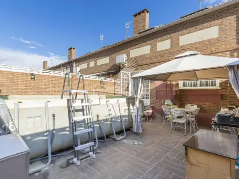 Casa en Villanueva de la Torre