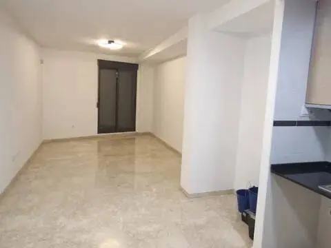 Piso en calle de Isabel 'La Católica'