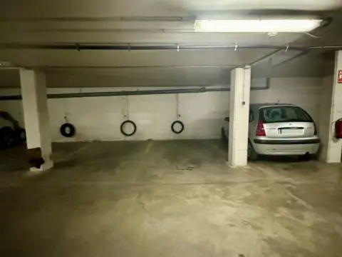 Garaje en calle de Mérida