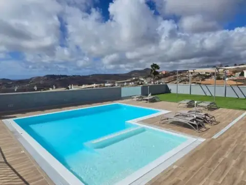 Casa adosada en calle Gc-604, 47