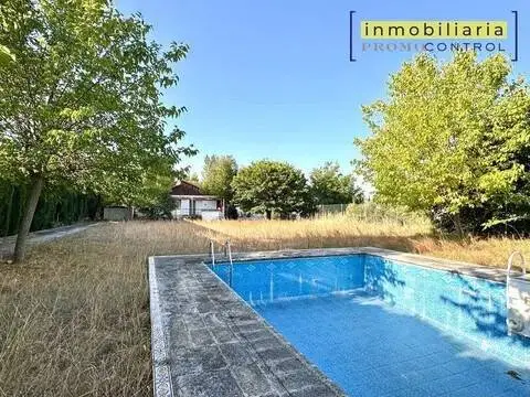 Chalet en San Mateo de Gállego