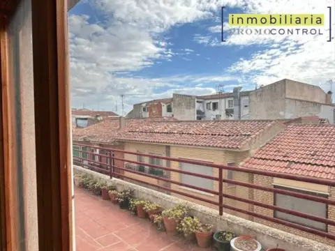 Piso en calle de la Perena