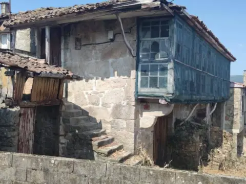 Casa rústica en Maceda