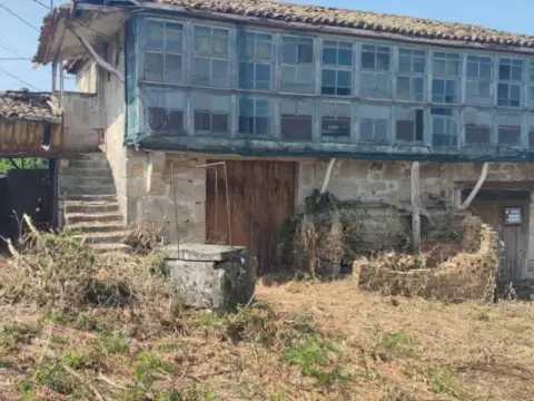 Casa rústica en A Teixeira (Maceda)