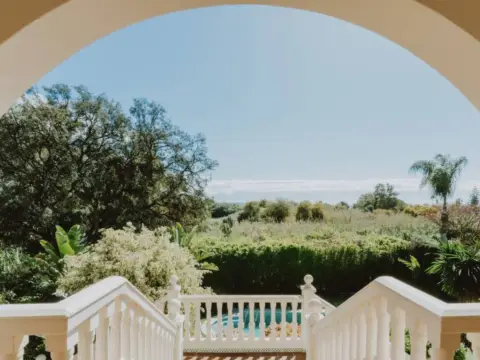 Casa en calle del Pavo Real, 143