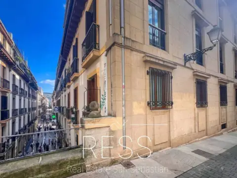 Piso en Parte Vieja-Alde Zaharra