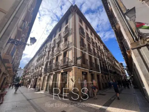 Piso en calle de Fermín Calbetón