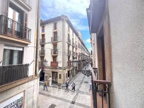 Piso en Parte Vieja-Alde Zaharra