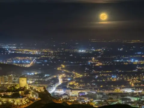 Local comercial en Centro-Corredera