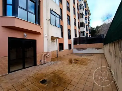 Piso en Ávila Capital