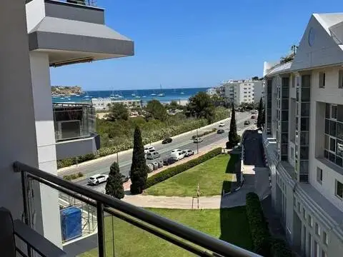 Piso en Marina Botafoch-Platja de Talamanca