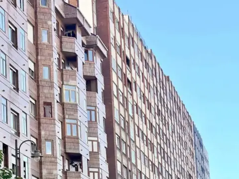 Piso en El Carbayedo-El Quirinal